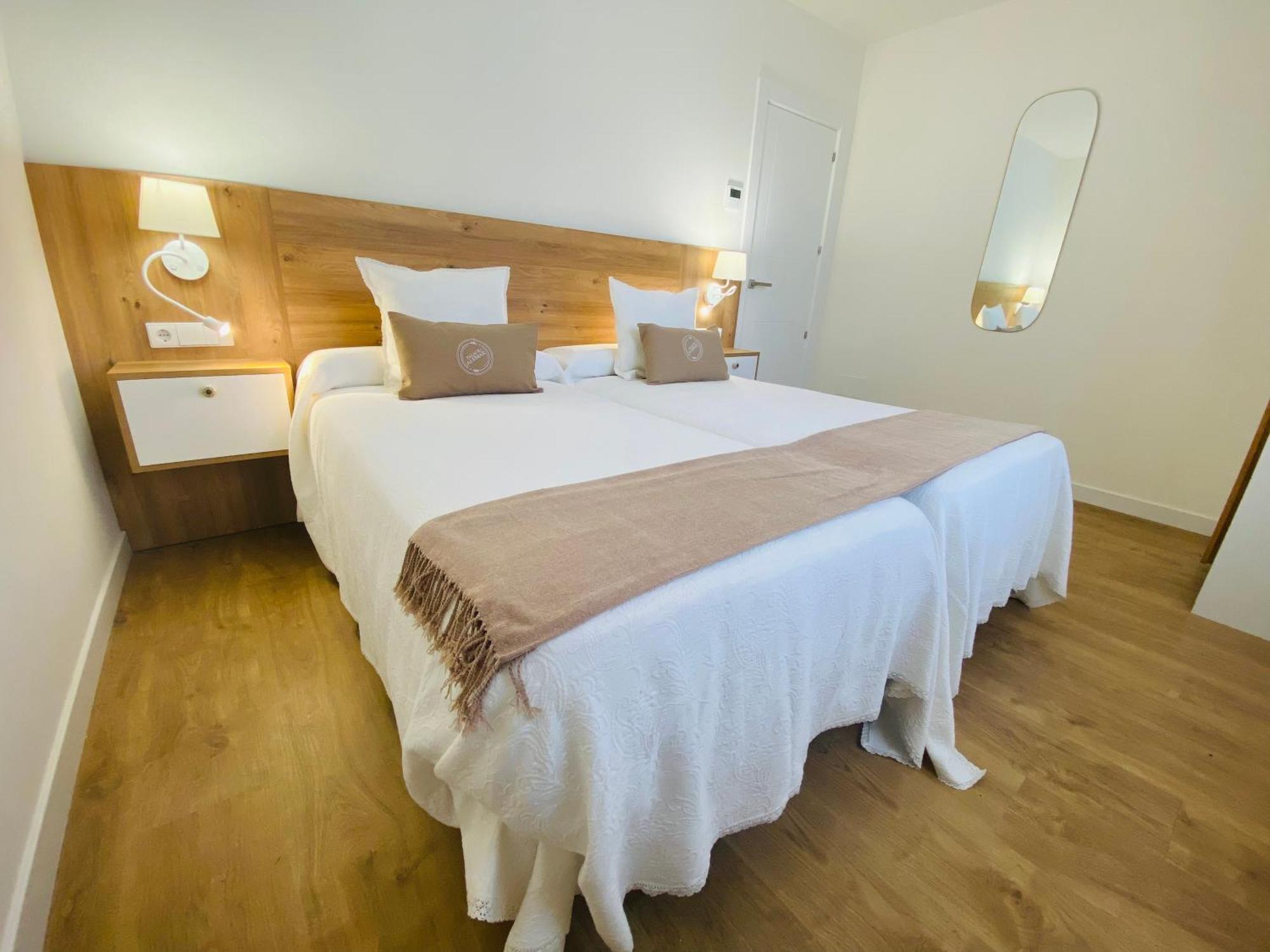 Apartamentos Palacio Alemar Loredo Luaran gambar